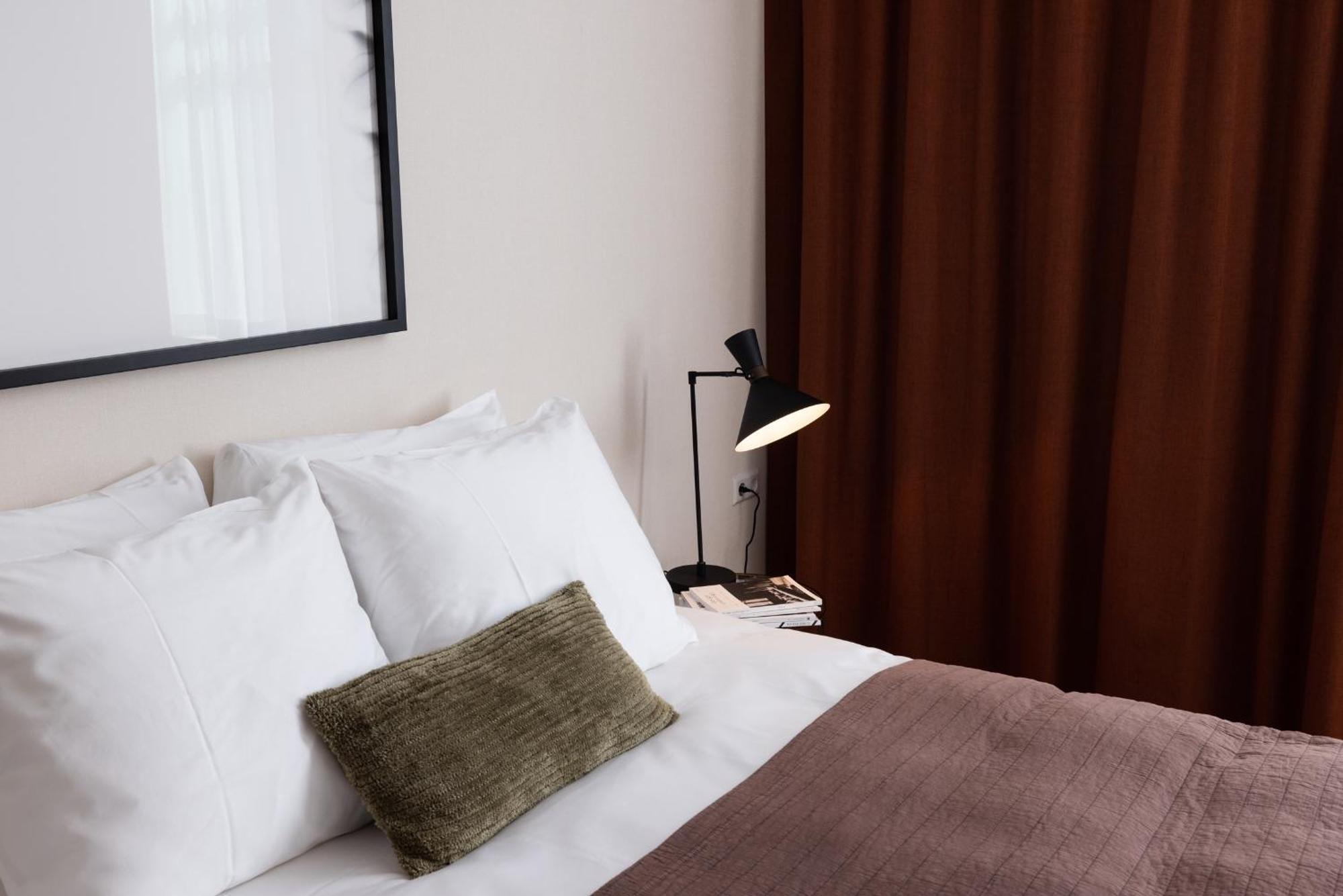 Apartment De Plesman Residences